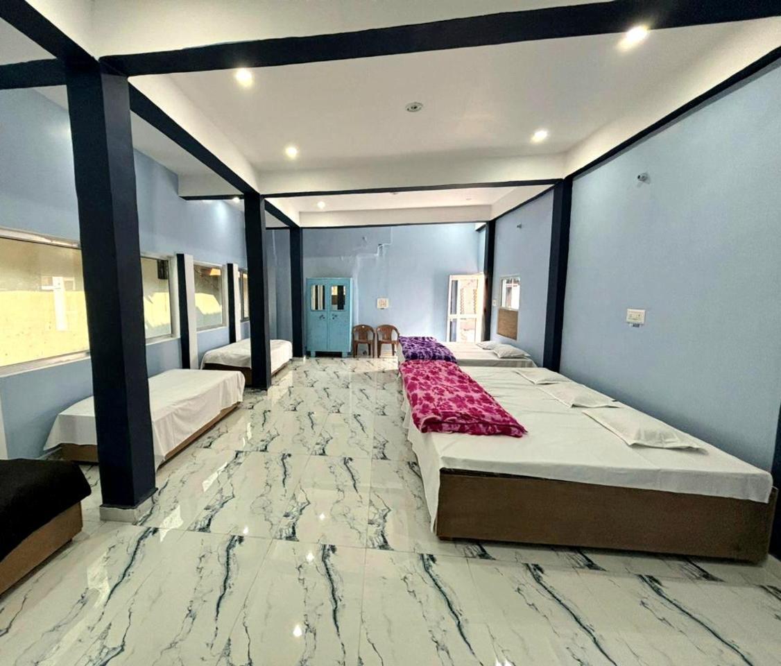 Shree Valmiki Home Stay Ayodhya Bagian luar foto